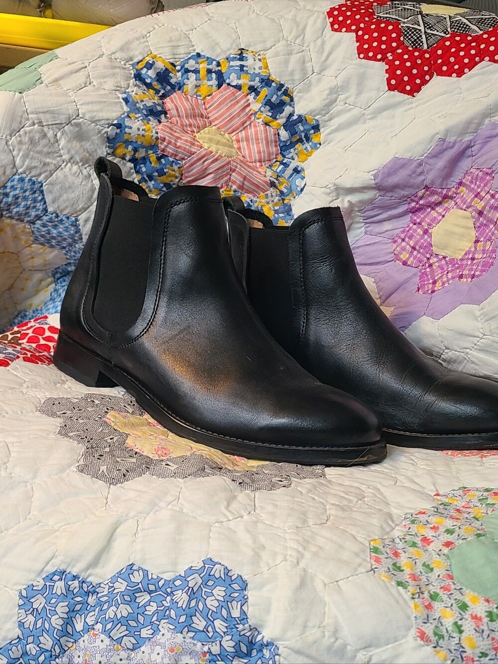 Gravitypope Black Leather Chelsea Boots, size 41